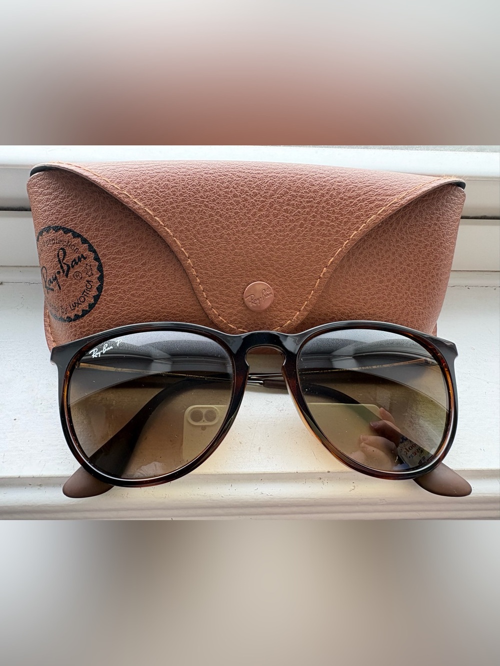 Ray-Ban Women's Tortoiseshell Brown Gradient Sunglasses